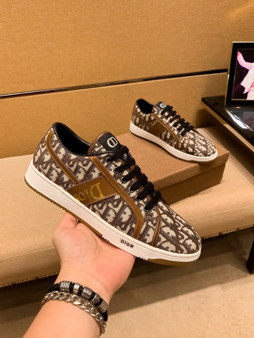 Men's shoes💰 380💰👍[Dior]🔝High-end brand of men's shoes official website 1:1 latest masterpiece: the upper is made of original Italian official website special technical cloth fabric with original comfortable and breathable lining➕original designated non-slip outsole🔥making walking more convenient and comfortable! An exclusive new model, a stunning work, a beautiful 1:1 replica [color] compared to the official quality! Create a fashionable personality to set off your uniqueness! A must-have for trendy men! 🔥, sizes: 38-44. color:.    3⃣️colors available🔥